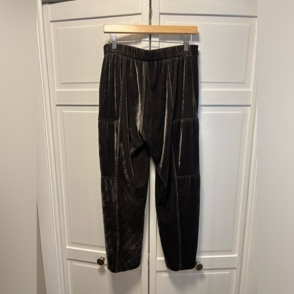 Soft Surroundings Veletta Velvet Tier Pants Size Women’s PS Color Brown